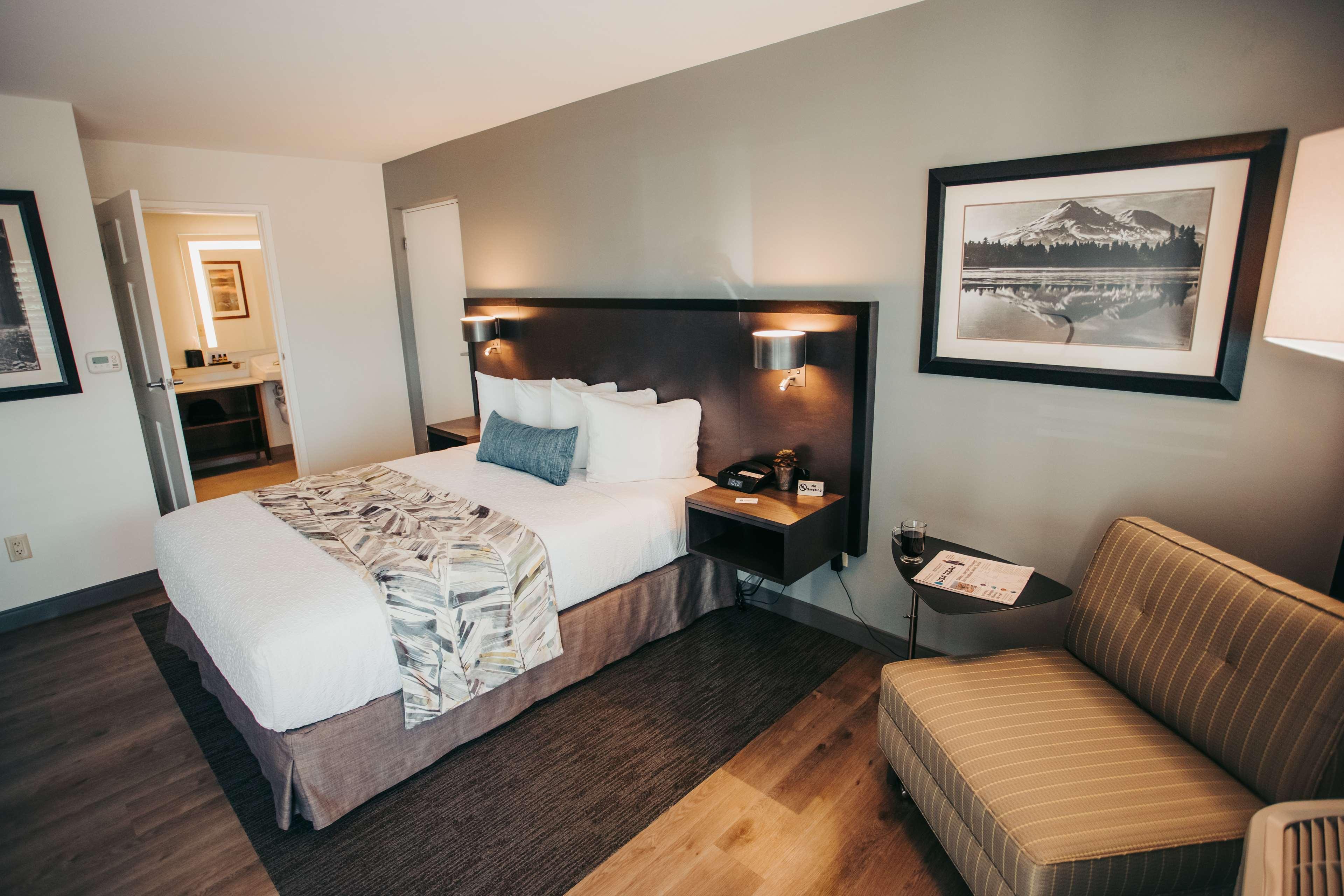 Western Hilltop Hotel 3*