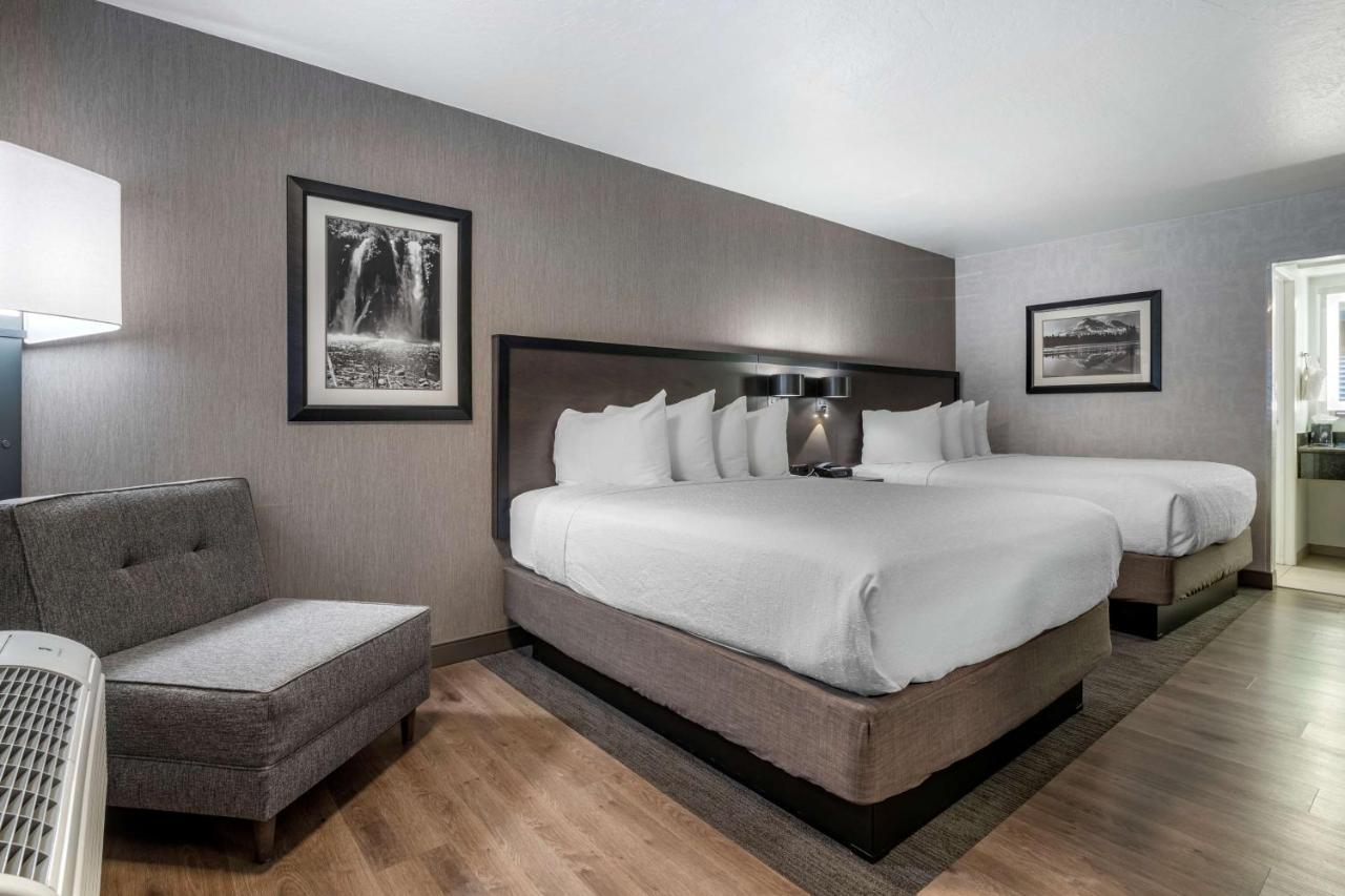 Western Hilltop Hotel 3*